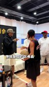 有几分相似？艾弗森与国产艾弗森见面 后者模仿AI标志性Crosso