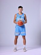 效力日本B3联赛！徐远征晒定妆照：在日本的首个赛季 干就完了
