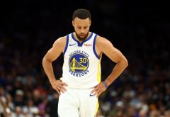 媒体人：库里没签顶薪符合性格 他不会过度崇尚自我&肯为团