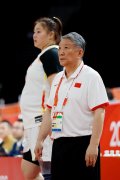 杨毅：相信女篮能赢得亚运铜牌 刘禹彤会上场&女篮会投进很