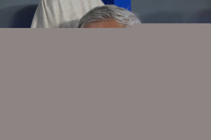 西媒：穆帅希望皇马更衣室像家庭一样团结，他